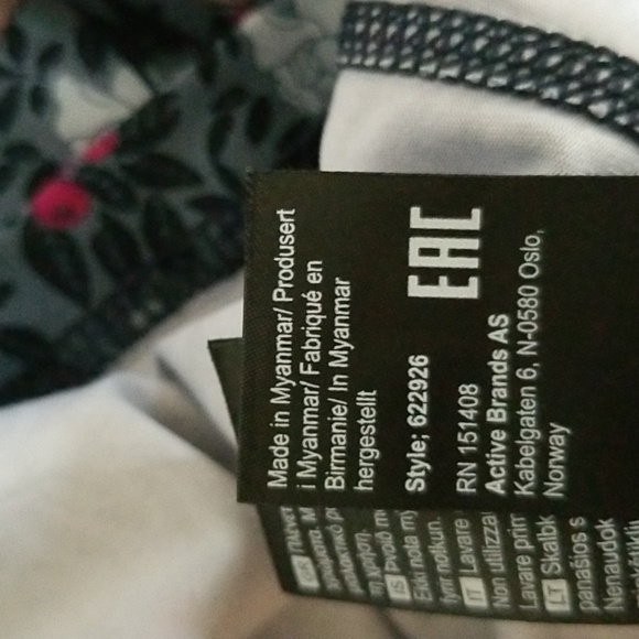 Kari Traa Fryd Base Layer Top - Picture 13 of 14